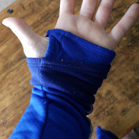 AVALANCHE Sweatshirt - Picture 3 of 5